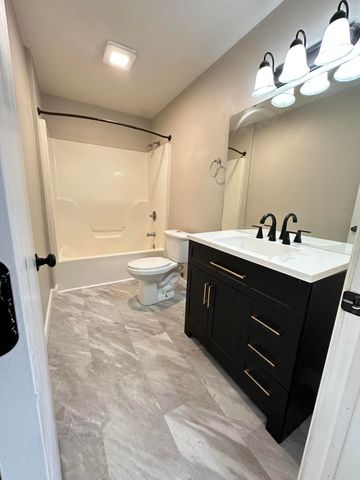 5408 S Spring Court, Battlefield, MO 65619