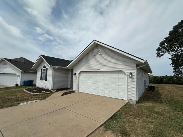 5408 S Spring Court, Battlefield, MO 65619