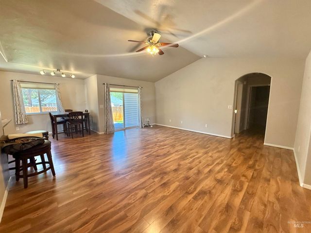 701 N Fillmore St, Jerome, ID 83338