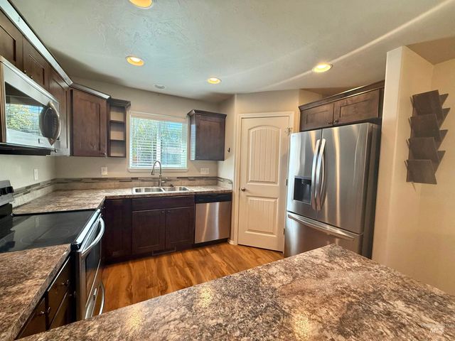 701 N Fillmore St, Jerome, ID 83338