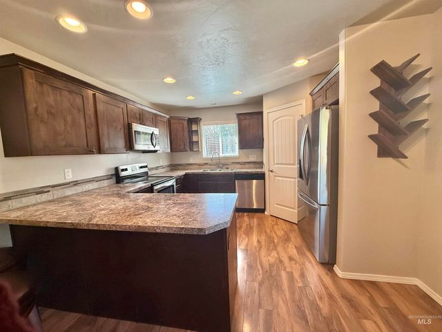 701 N Fillmore St, Jerome, ID 83338