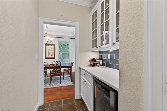 2106 Governors Pointe DR, Suffolk, VA 23436