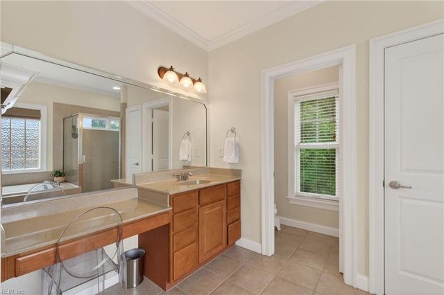 2106 Governors Pointe DR, Suffolk, VA 23436