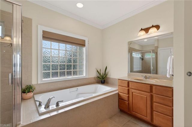 2106 Governors Pointe DR, Suffolk, VA 23436