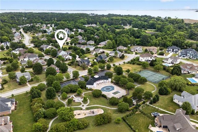 2106 Governors Pointe DR, Suffolk, VA 23436