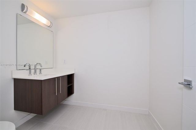 7661 NW 107th Ave 514, Doral, FL 33178