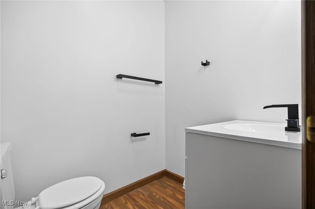 4852 Edsal Drive, Lyndhurst, OH 44124