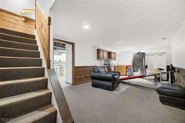 4852 Edsal Drive, Lyndhurst, OH 44124