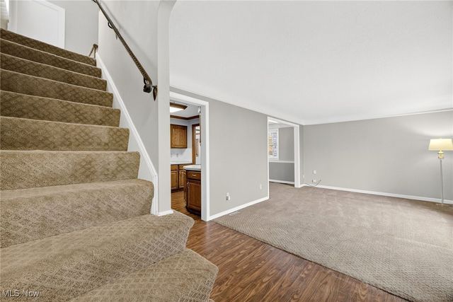 4852 Edsal Drive, Lyndhurst, OH 44124