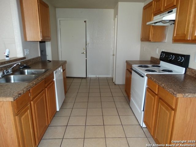 6303 Heathers Run, San Antonio, TX 78227