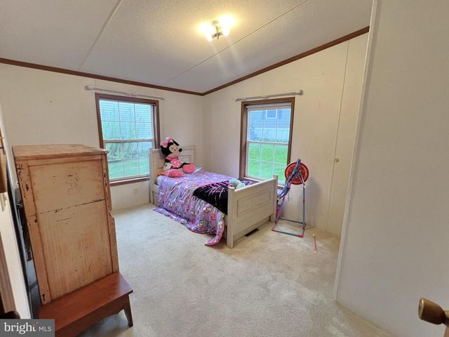 110 CLEARFIELD CT E, Lancaster, PA 17603