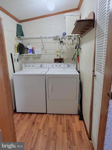 110 CLEARFIELD CT E, Lancaster, PA 17603