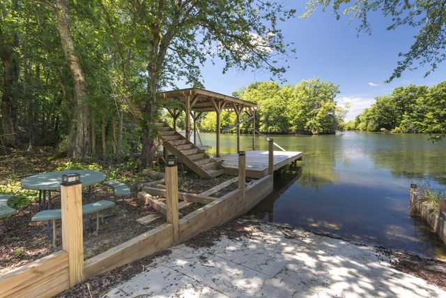 882 Lower River Road, Decatur, TN 37322