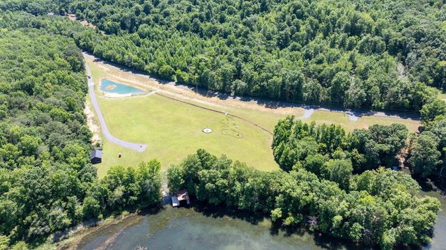 882 Lower River Road, Decatur, TN 37322