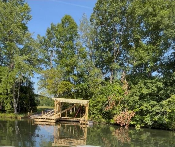 882 Lower River Road, Decatur, TN 37322