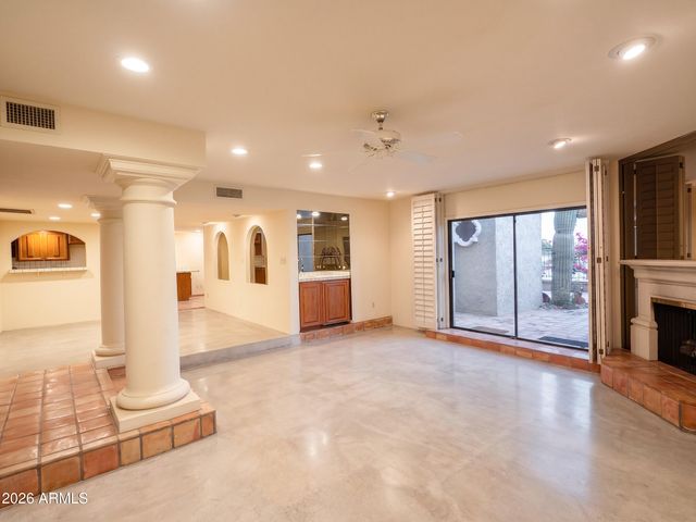 8013 E VIA DE VIVA --, Scottsdale, AZ 85258