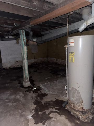 3528 N 15th STREET, Milwaukee, WI 53206