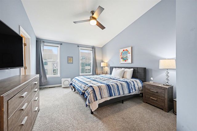 2733 S Spurway Drive, Ann Arbor, MI 48105