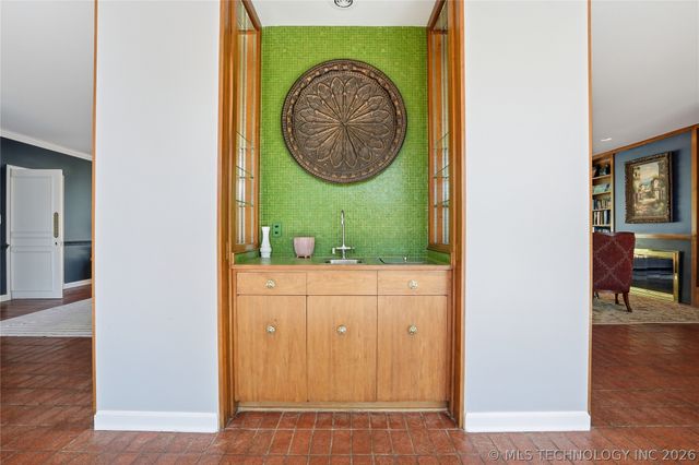 4343 S Victor Avenue, Tulsa, OK 74105