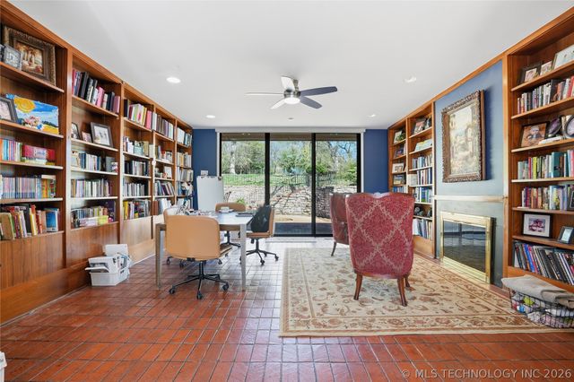 4343 S Victor Avenue, Tulsa, OK 74105