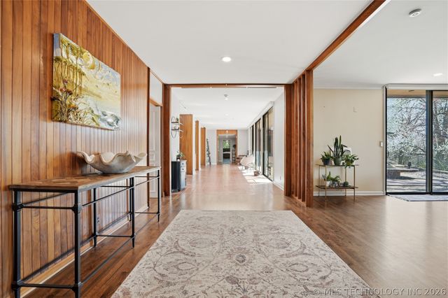 4343 S Victor Avenue, Tulsa, OK 74105