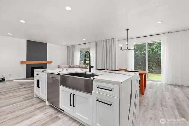 1210 29th Street NW, Puyallup, WA 98371