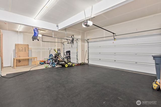 1210 29th Street NW, Puyallup, WA 98371