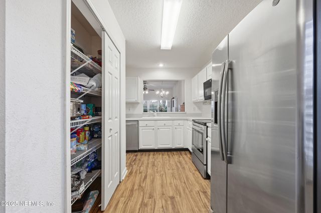 7812 DEERWOOD POINT Court 1201, Jacksonville, FL 32256