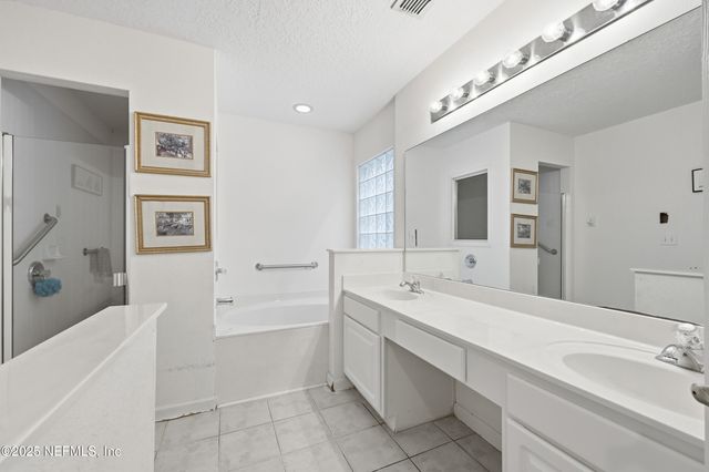 7812 DEERWOOD POINT Court 1201, Jacksonville, FL 32256