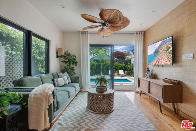 3004 Yale Avenue, Marina Del Rey, CA 90292
