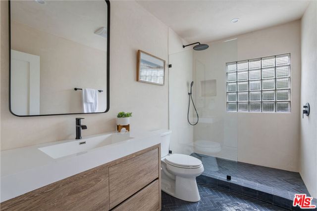 3004 Yale Avenue, Marina Del Rey, CA 90292
