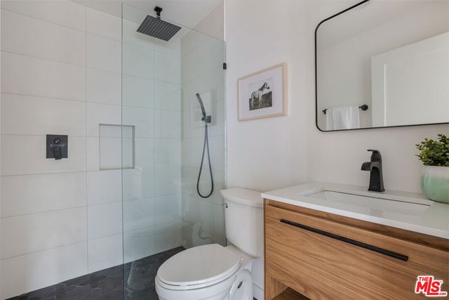 3004 Yale Avenue, Marina Del Rey, CA 90292