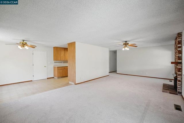 879 Greenway Dr, Martinez, CA 94553