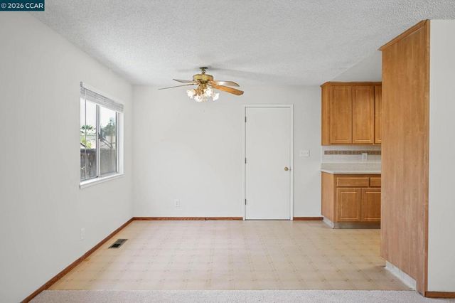 879 Greenway Dr, Martinez, CA 94553