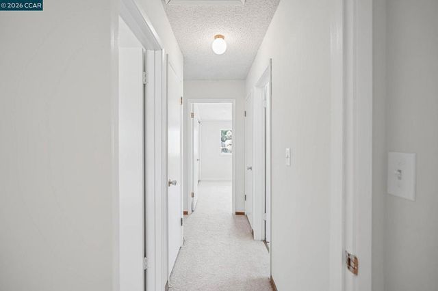 879 Greenway Dr, Martinez, CA 94553