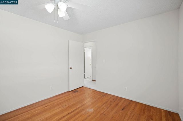 879 Greenway Dr, Martinez, CA 94553