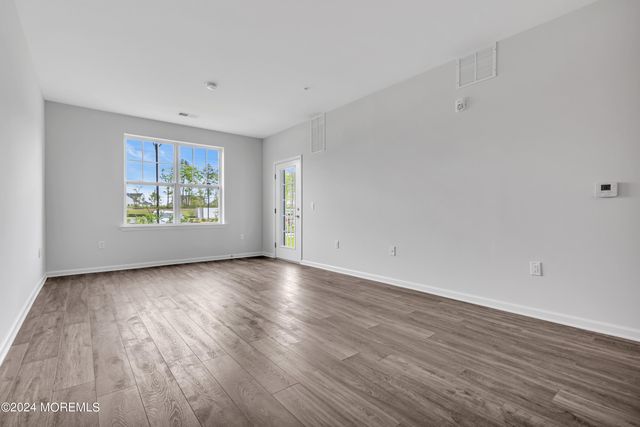 750 Lighthouse Drive 1112, Barnegat, NJ 08005