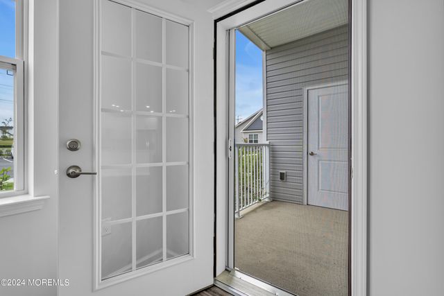 750 Lighthouse Drive 1112, Barnegat, NJ 08005