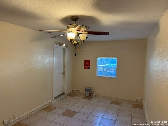 4726 GEORGES FARM, San Antonio, TX 78244