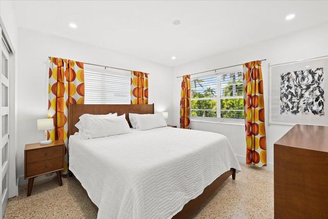 1322 CORDOVA Road, Fort Lauderdale, FL 33316