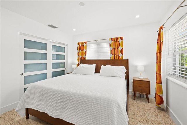 1322 CORDOVA Road, Fort Lauderdale, FL 33316