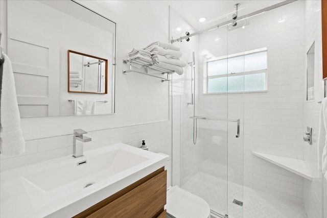 1322 CORDOVA Road, Fort Lauderdale, FL 33316