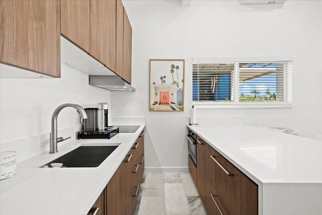 1322 CORDOVA Road, Fort Lauderdale, FL 33316