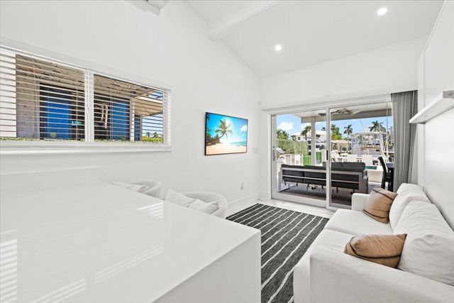 1322 CORDOVA Road, Fort Lauderdale, FL 33316