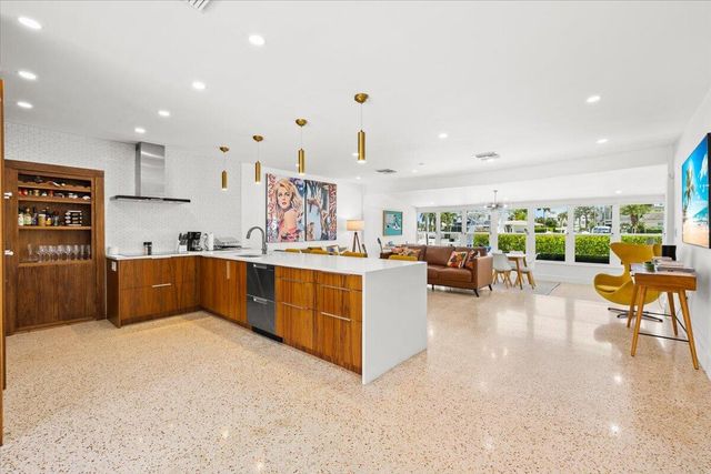 1322 CORDOVA Road, Fort Lauderdale, FL 33316