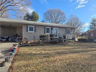 499 Raymond Street, Mocksville, NC 27028