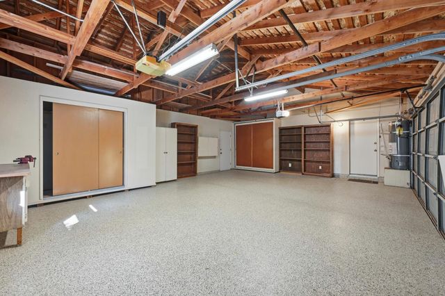 1237 Lantern Ct, Sacramento, CA 95864