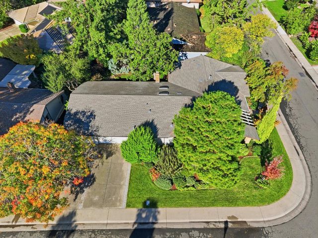 1237 Lantern Ct, Sacramento, CA 95864