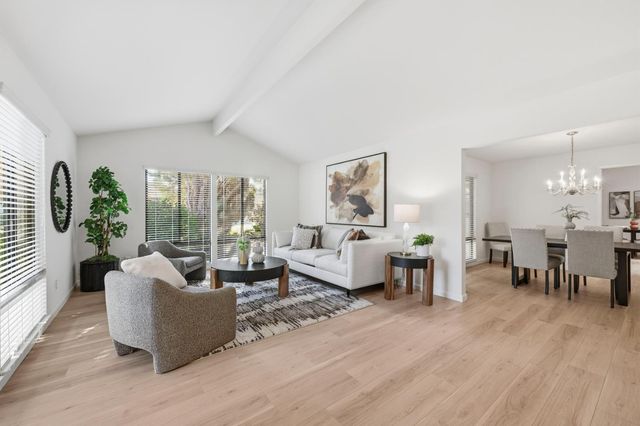 1237 Lantern Ct, Sacramento, CA 95864