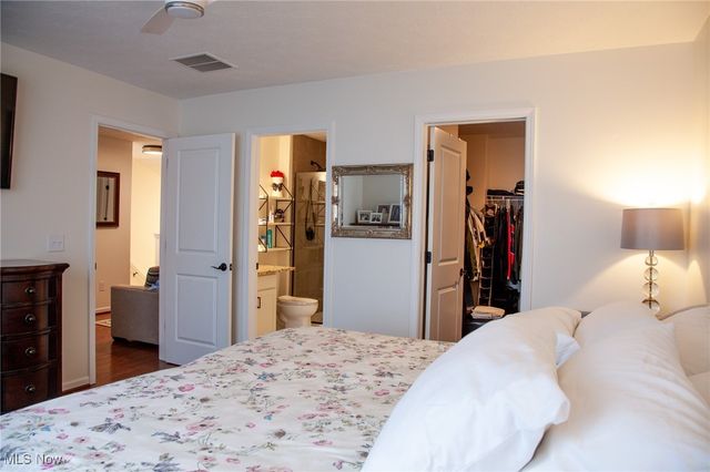 1362 Maple Grove Lane, Uniontown, OH 44685